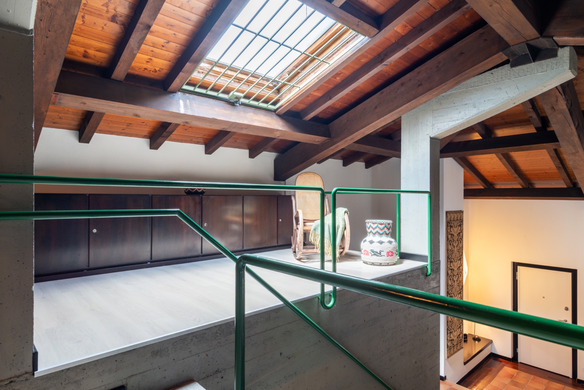 The floating staircase to the mezzanine